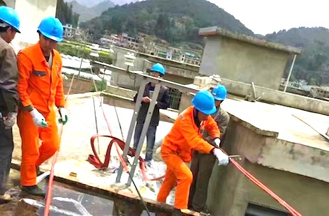 10KV開口硅膠管產品圖片